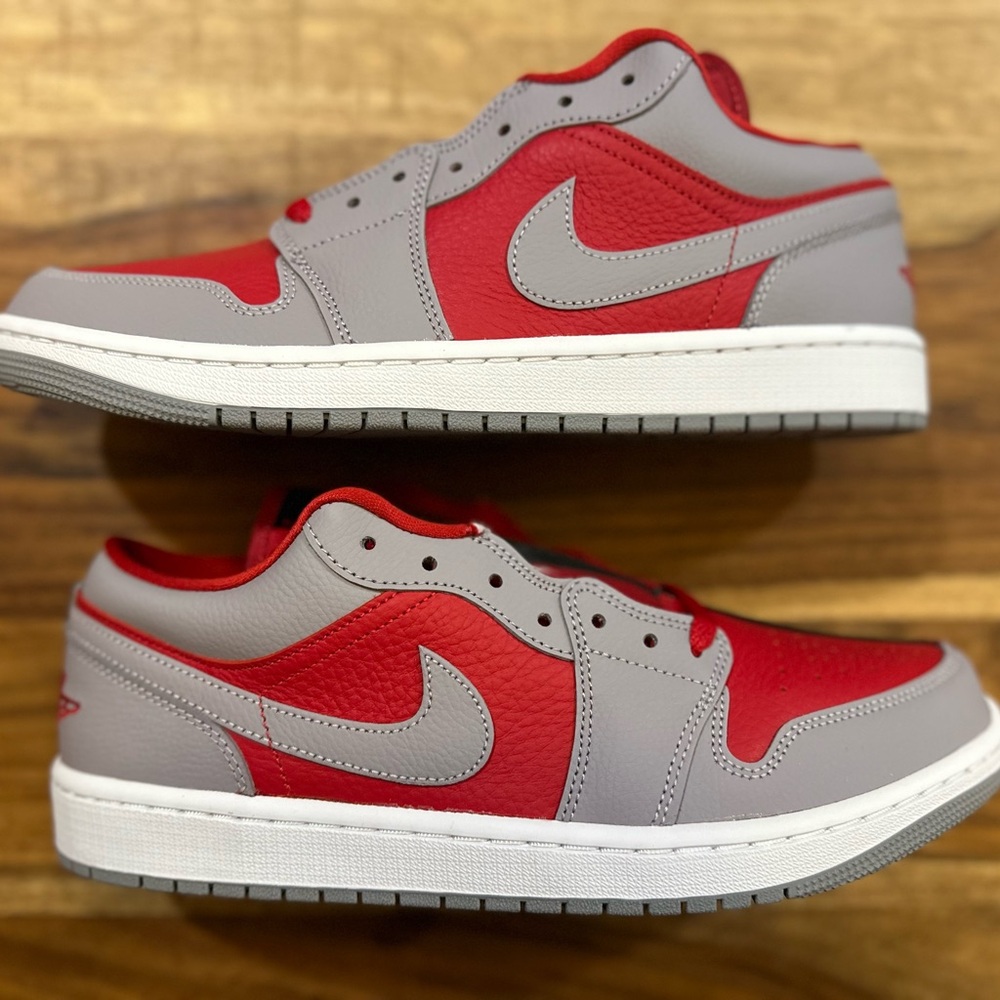 Jordan 1 Low SE Homage Split Gym Red Cement Grey DR0502-600 Womens Size 11.5